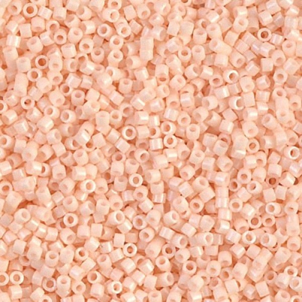 Delica 11/0 Opaque Lt.Peach 5g