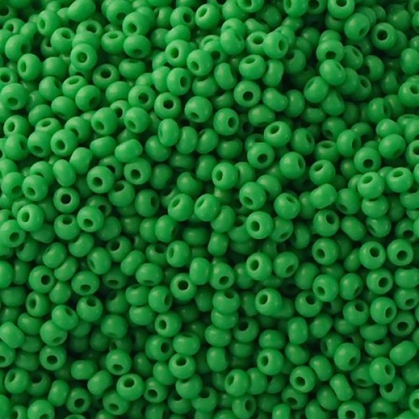 Preciosa 11/0 Opaque Medium Green 25g