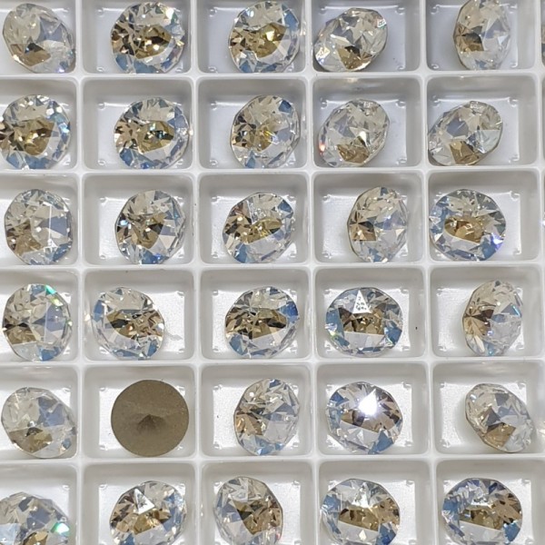 SWAROVSKI 1088 Xirius Chaton ss39 Crystal Moonlight ( 001 MOL) F (x1)