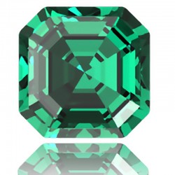 4480 Imperial Cut Fancy Stone 8mm Emerald F (205) (x1)