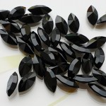 15x7mm SWAROVSKI 4228 Xilion Navette Jet (x1)