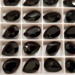 SWAROVSKI 4320 Pear Fancy Stone 14x10mm Jet (x1) 
