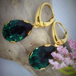 4320 14x10mm Emerald F Pear shape Fancy stone ietvarā ar cilpu, zelta p.(x1)