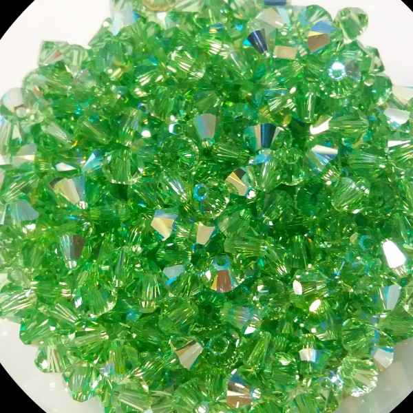 SWAROVSKI 5328 Bicone 4mm Peridot (214) Aurora Boreale (AB) (x10)