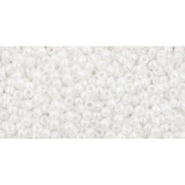 Toho Opaque Lustered White 10g