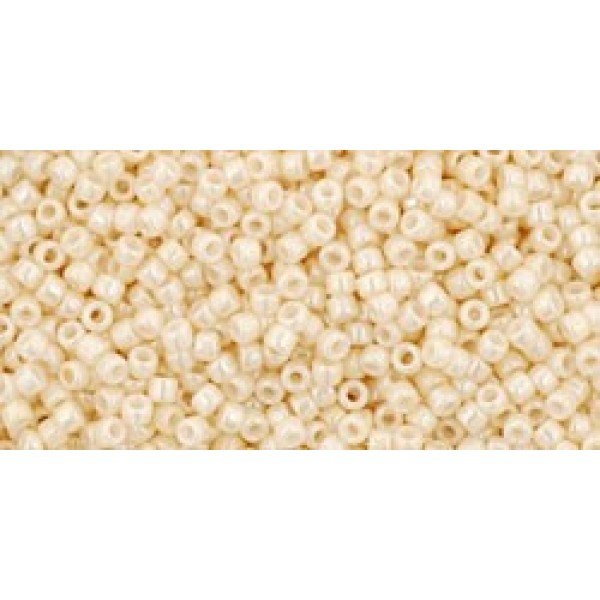 Toho Opaque Lustered Lt Beige (10g)