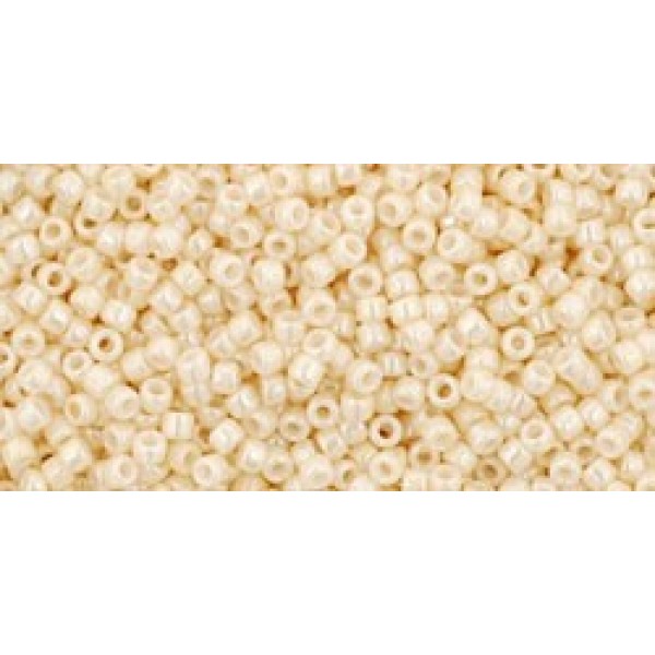 Toho Opaque Lustered Lt Beige (10g)