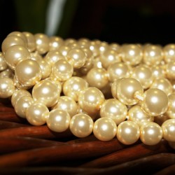 6mm Gaišas vaniļļas pērles (x10)
